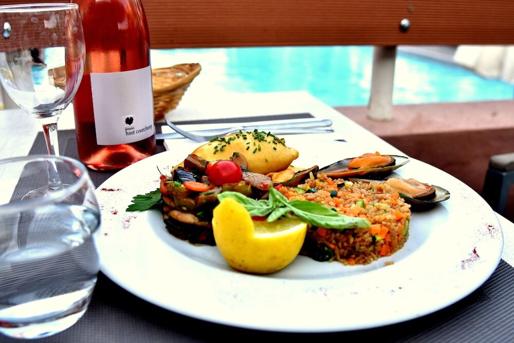 Фото The Originals Montpellier Sud Le Mas de Grille