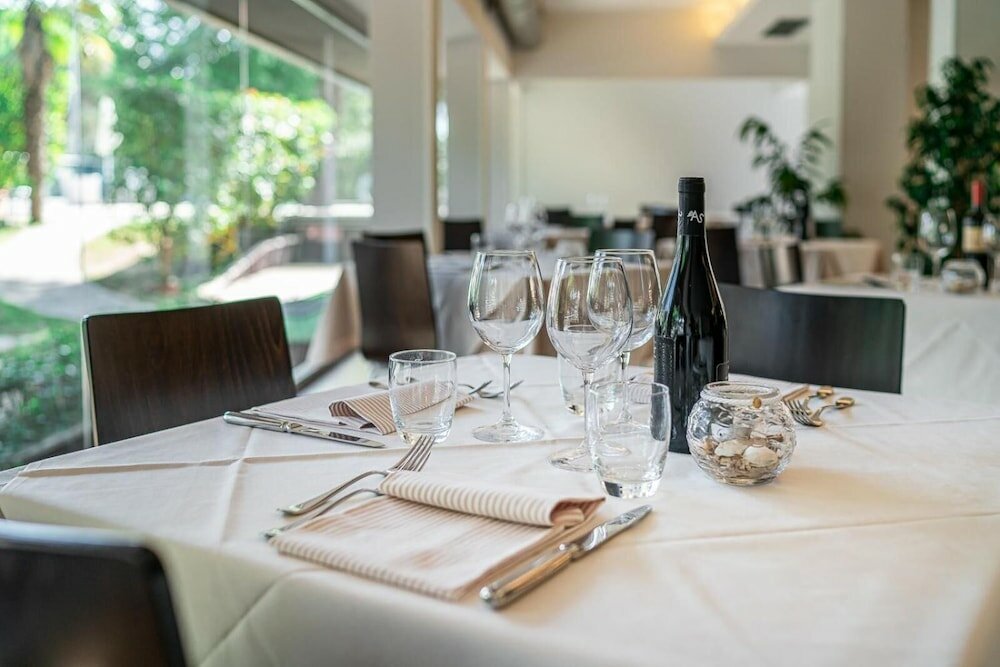 Фото Hotel Martini