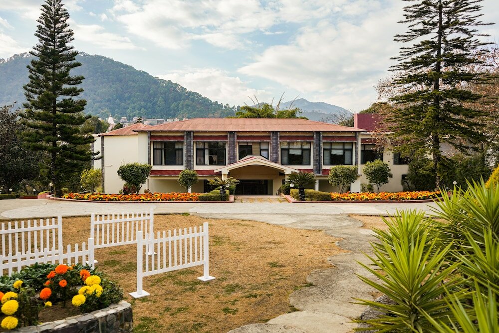 Фото Country Inn Nature Resort Bhimtal