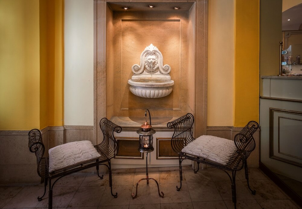 Фото Schlosshotel Römischer Kaiser