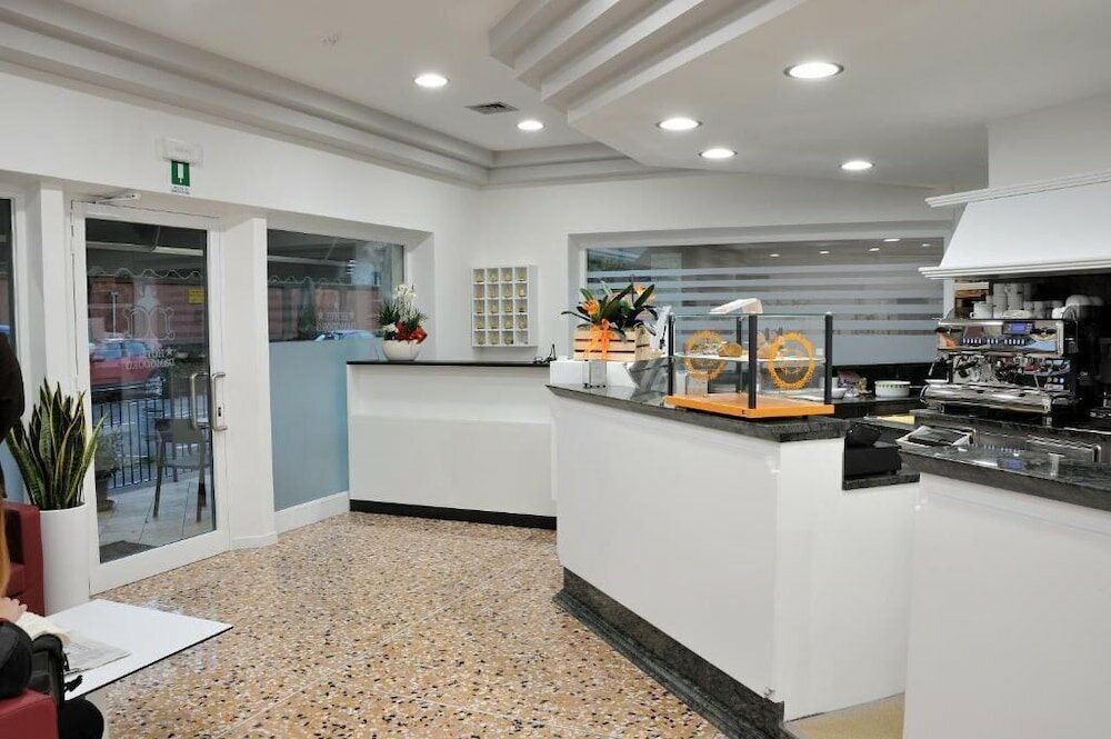 Фото Hotel Damodoro