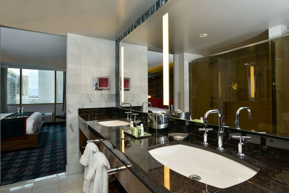 Фото The D Las Vegas