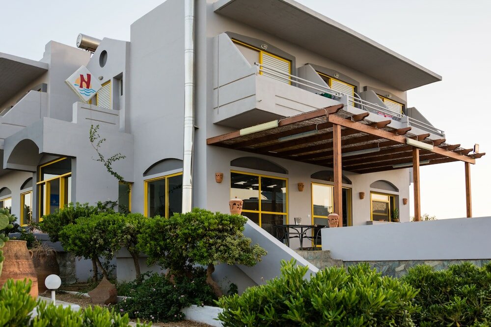 Фото Nereides Hotel