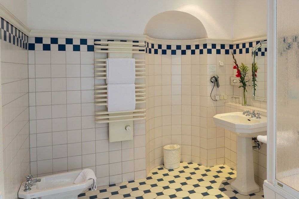 Фото Parkhotel Unter den Linden