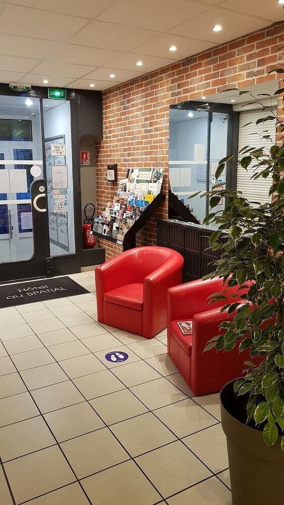 Фото Hôtel Au Spatial