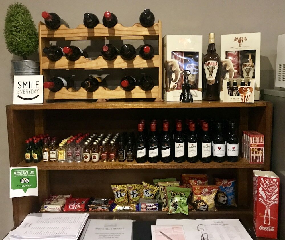 Фото Aerotropolis Guest Lodge