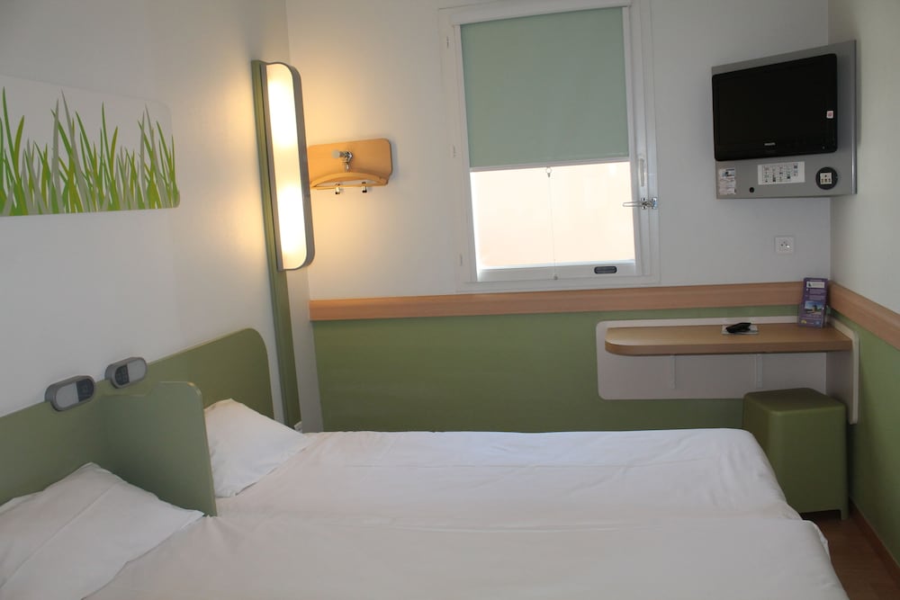 Фото First Inn Hotel