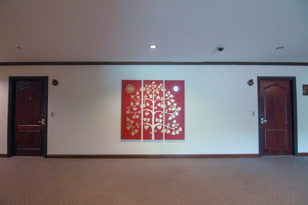 Фото Arawan Riverside Hotel