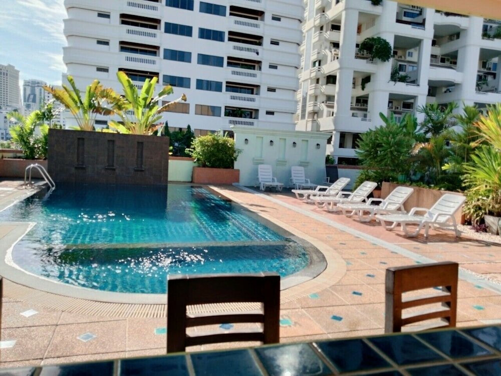 Фото Woraburi Sukhumvit Hotel & Resort