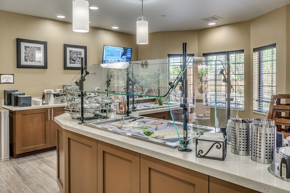 Фото Staybridge Suites Lubbock South, an Ihg Hotel