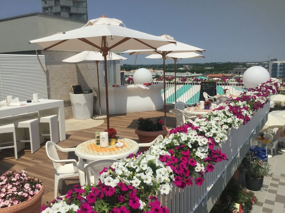 Фото Principe Palace