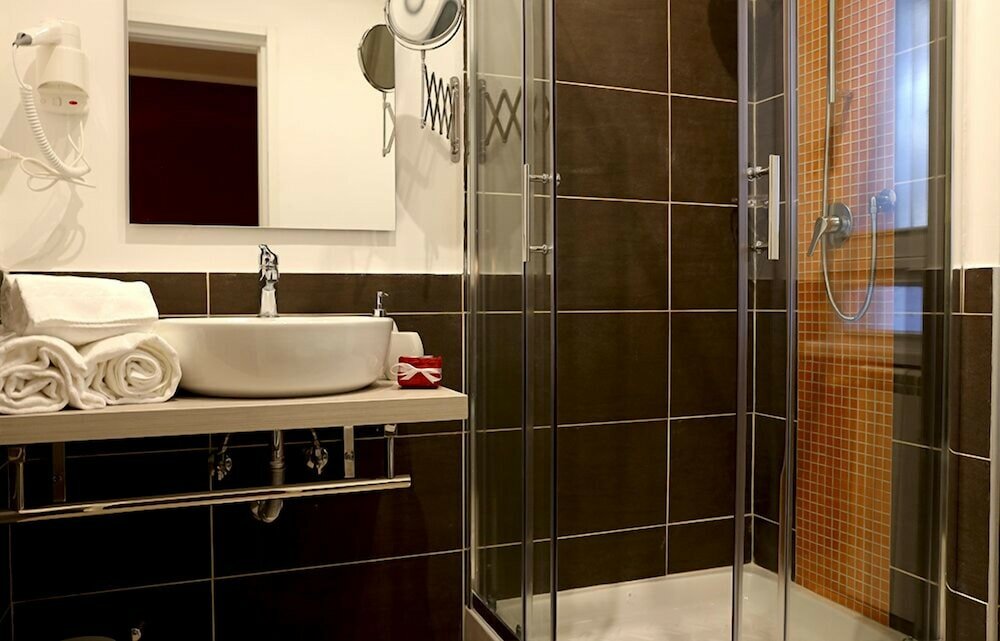 Фото Le Coq Rooms&Suite