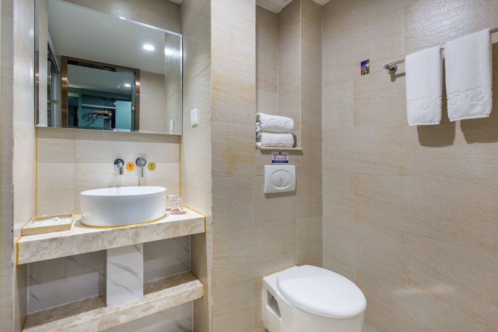 Фото YiWU Best Hotel