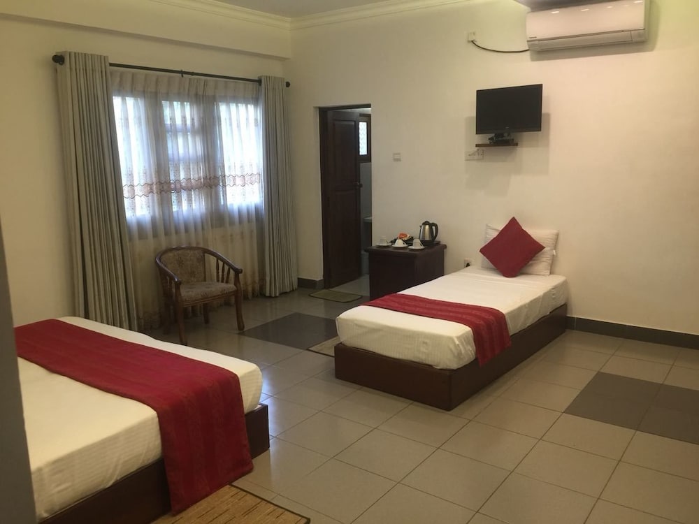 Фото Heaven Seven Kandy