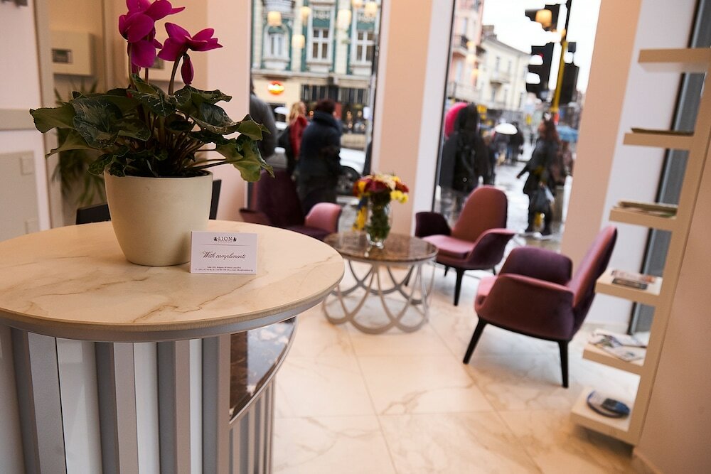 Фото Hotel Lion Sofia