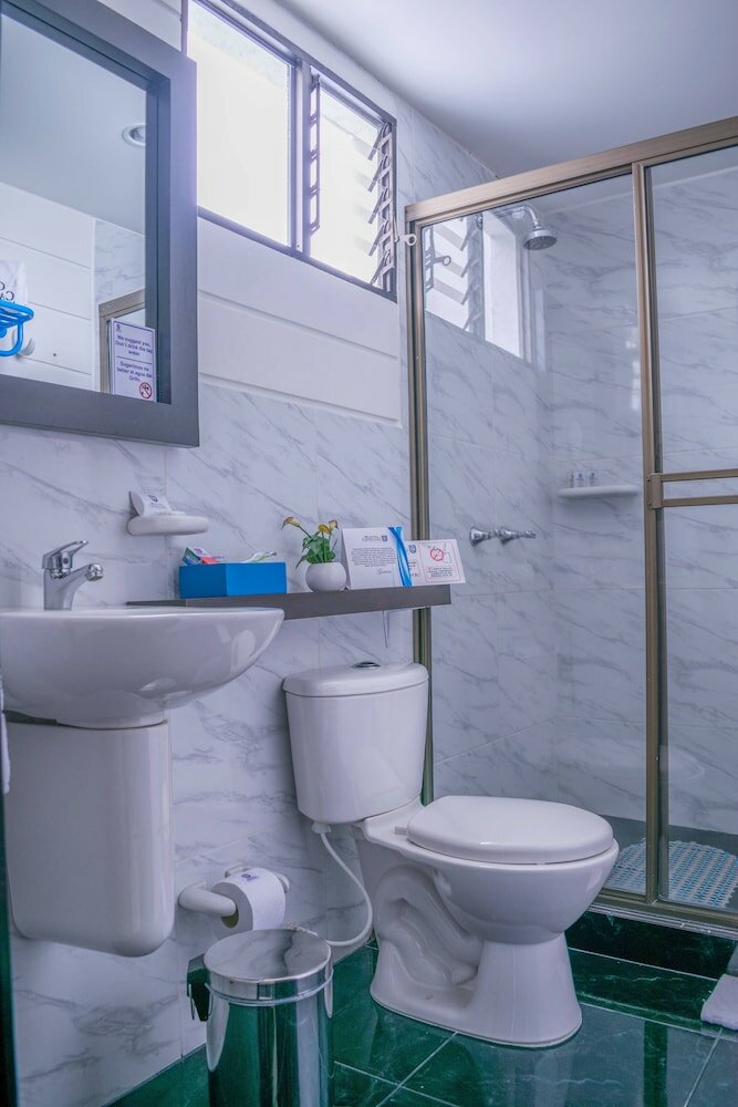 Фото Montes de la Castellana Hotel Boutique