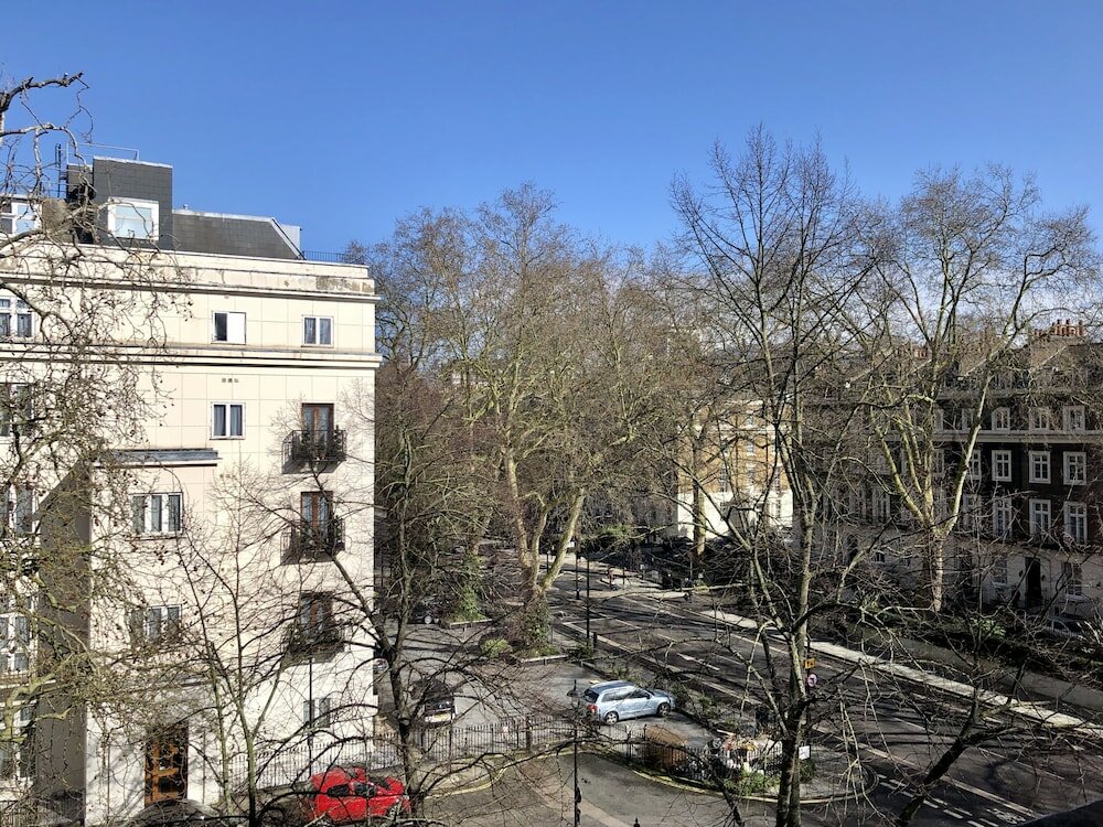 Фото Mitre House Hotel