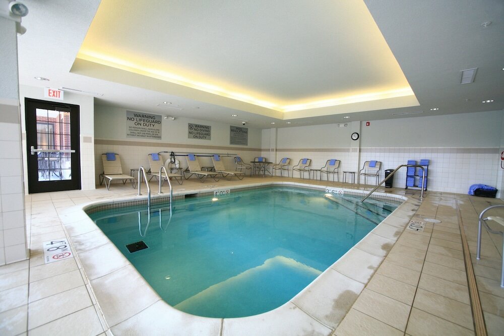 Фото Courtyard Marriott Aksarben Village