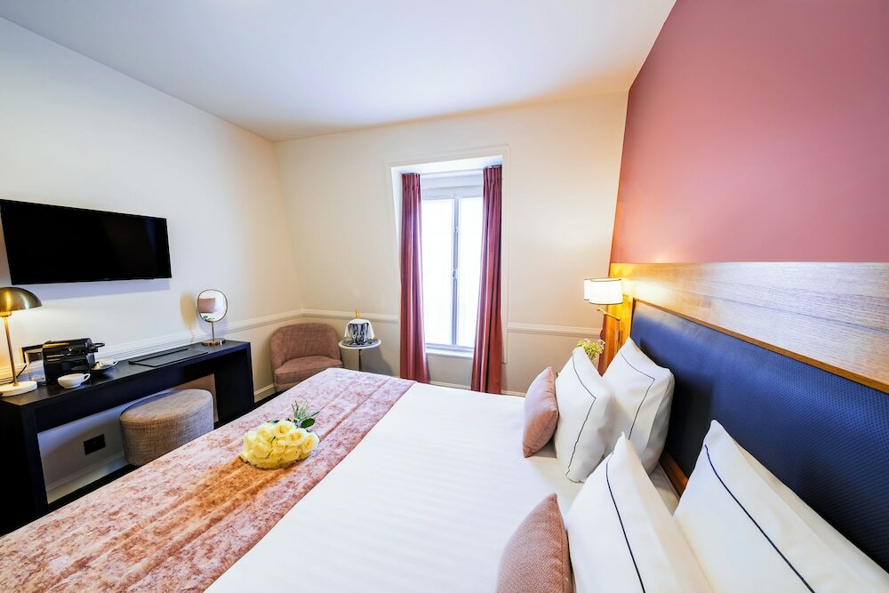 Фото Hôtel Le Cercle Tour Eiffel