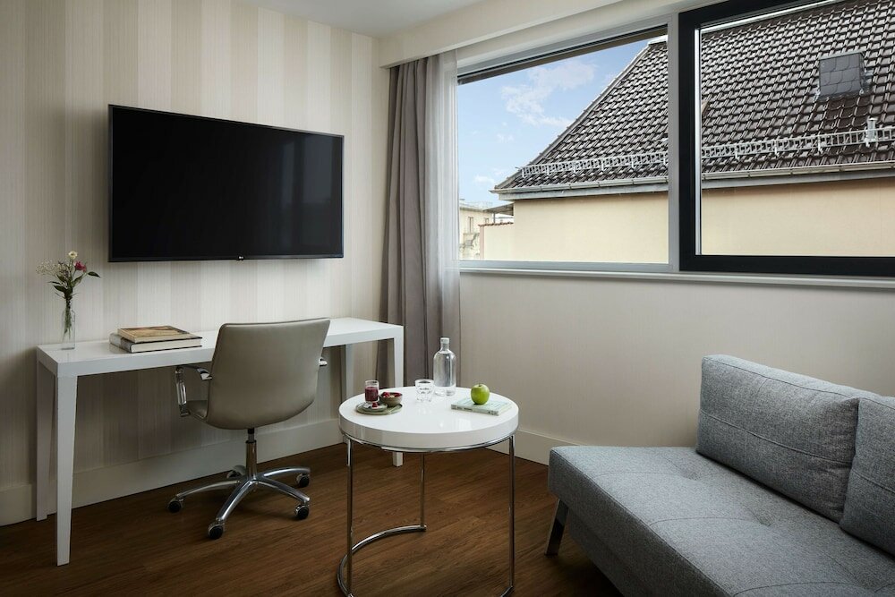 Фото Avani Frankfurt City Hotel