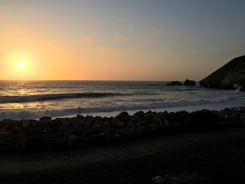 Фото Pacifica Lighthouse Hotel Trademark Collection by Wyndham