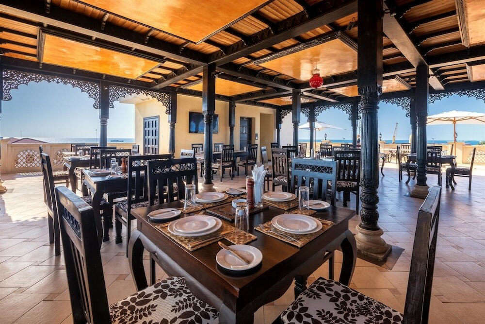 Фото Golden Tulip Stonetown Boutique