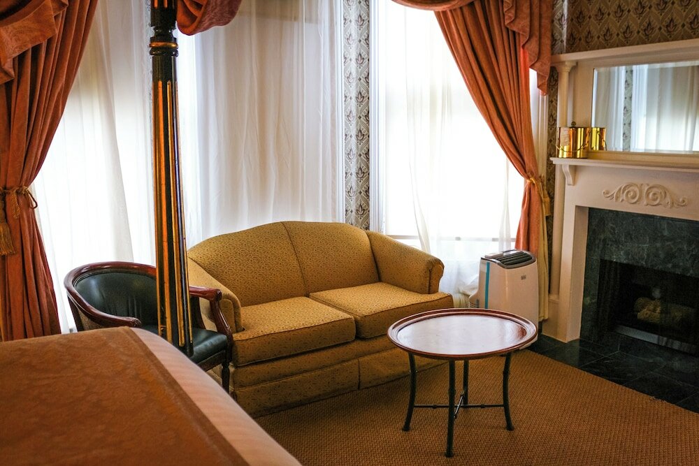 Фото Hotel Majestic