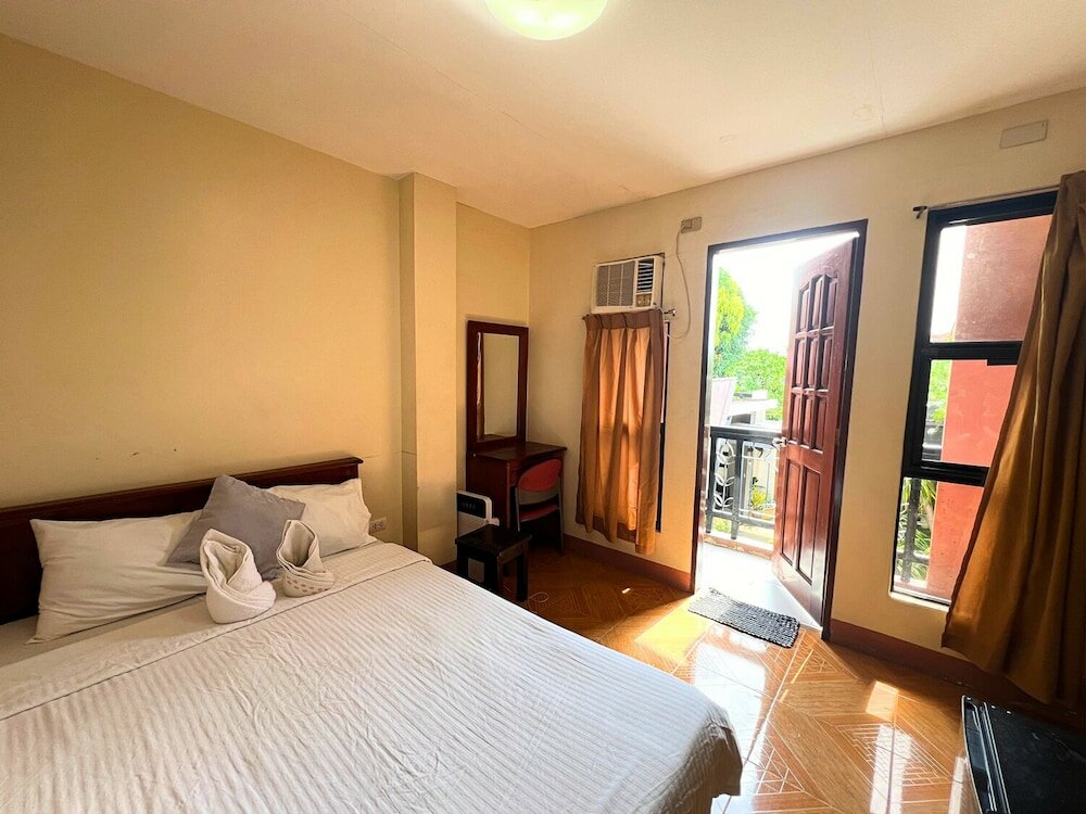 Фото Manora Apartments and Guest House