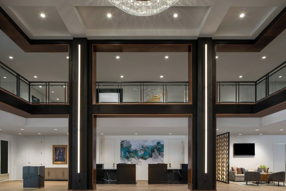 Фото New Orleans Marriott Warehouse Arts District