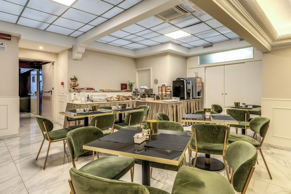 Фото Flower Garden Hotel Rome