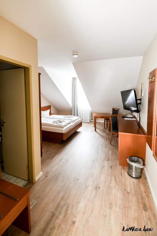 Фото Hotel Blutenburg