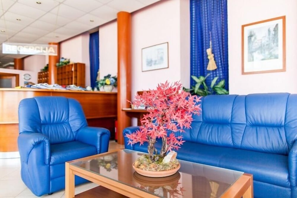 Фото Hotel Omorika