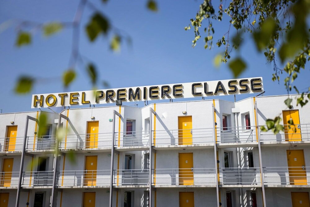 Фото Premiere Classe Cherbourg - Tourlaville
