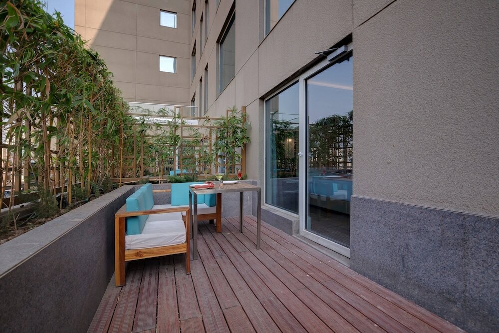 Фото Courtyard by Marriott Surat