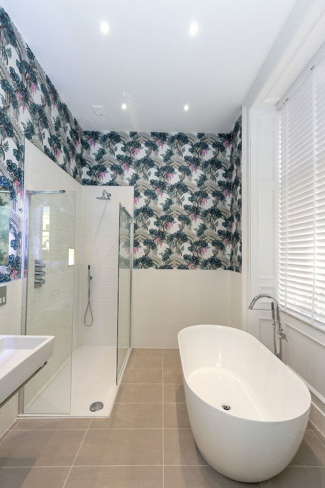 Фото The Lane Apartment