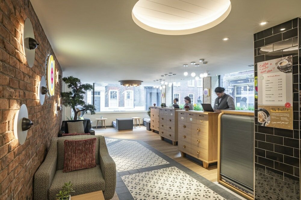 Фото Point A Hotel London Liverpool Street