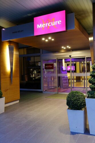 Гостиница Mercure Paris Velizy в Версале
