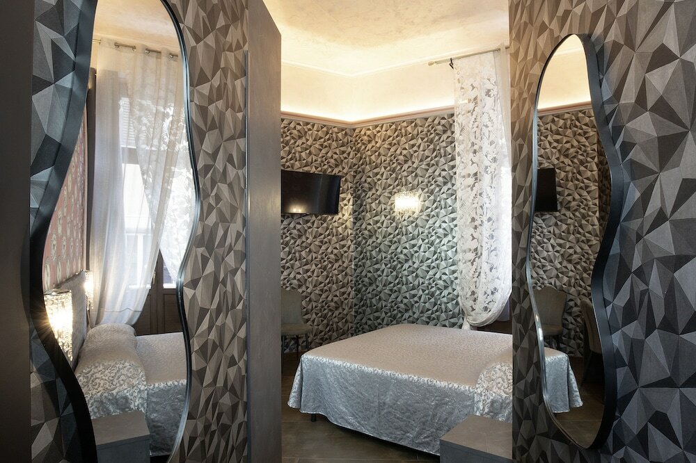 Фото Antica Dimora Delle Cinque Lune