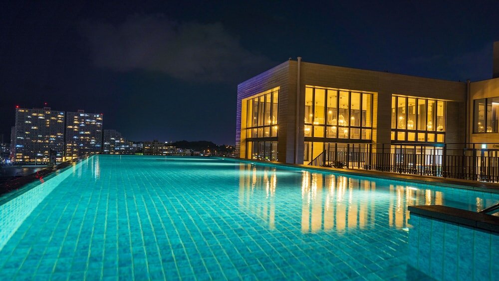 Фото Mb Gallery Chatan by The Terrace Hotels