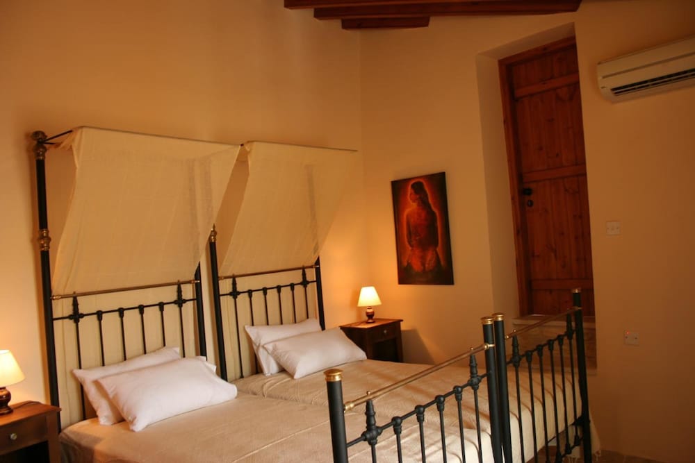 Фото Evkarpos Country House