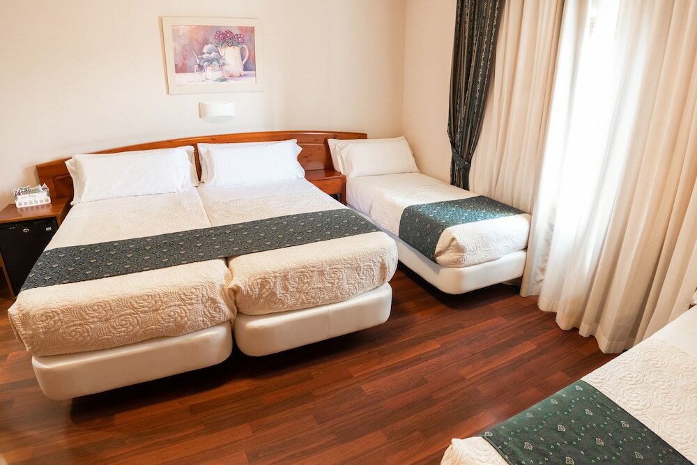 Фото Hotel Alameda Malaga