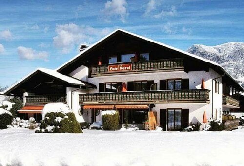 Внешний вид отеля Hotel Garni Brunnthaler в Гармиш-Партенкирхене, фото 4