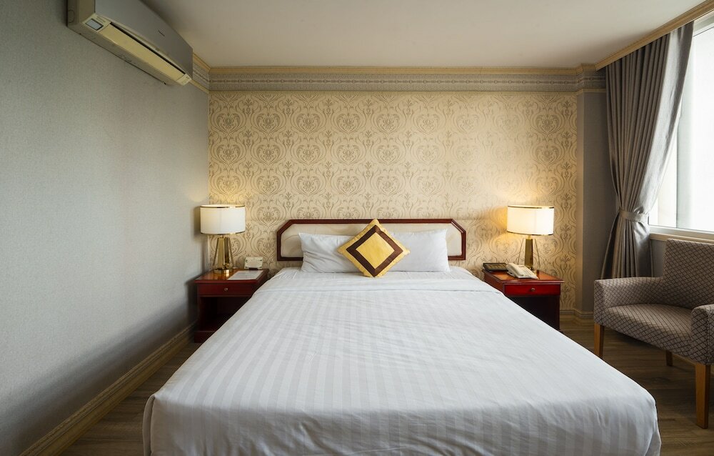 Фото Lotus SaiGon Hotel