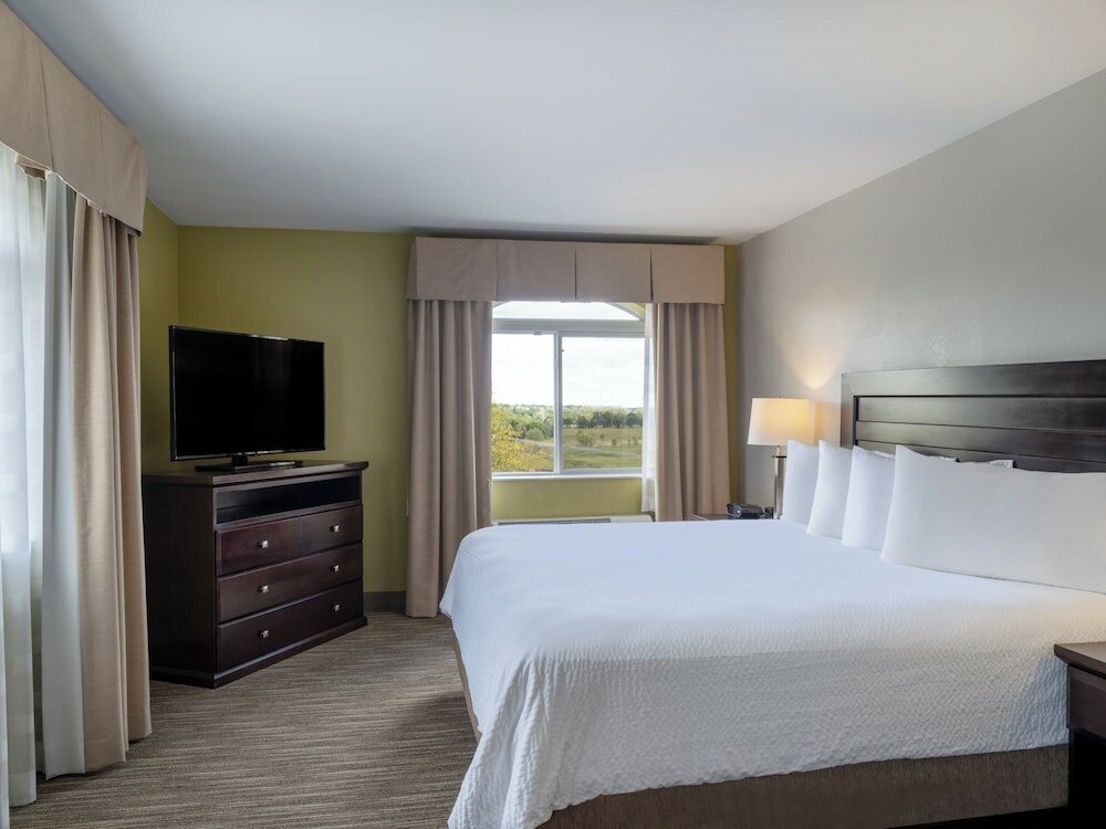 Фото Holiday Inn Express Hotel & Suites Chicago - Libertyville, an Ihg Hotel