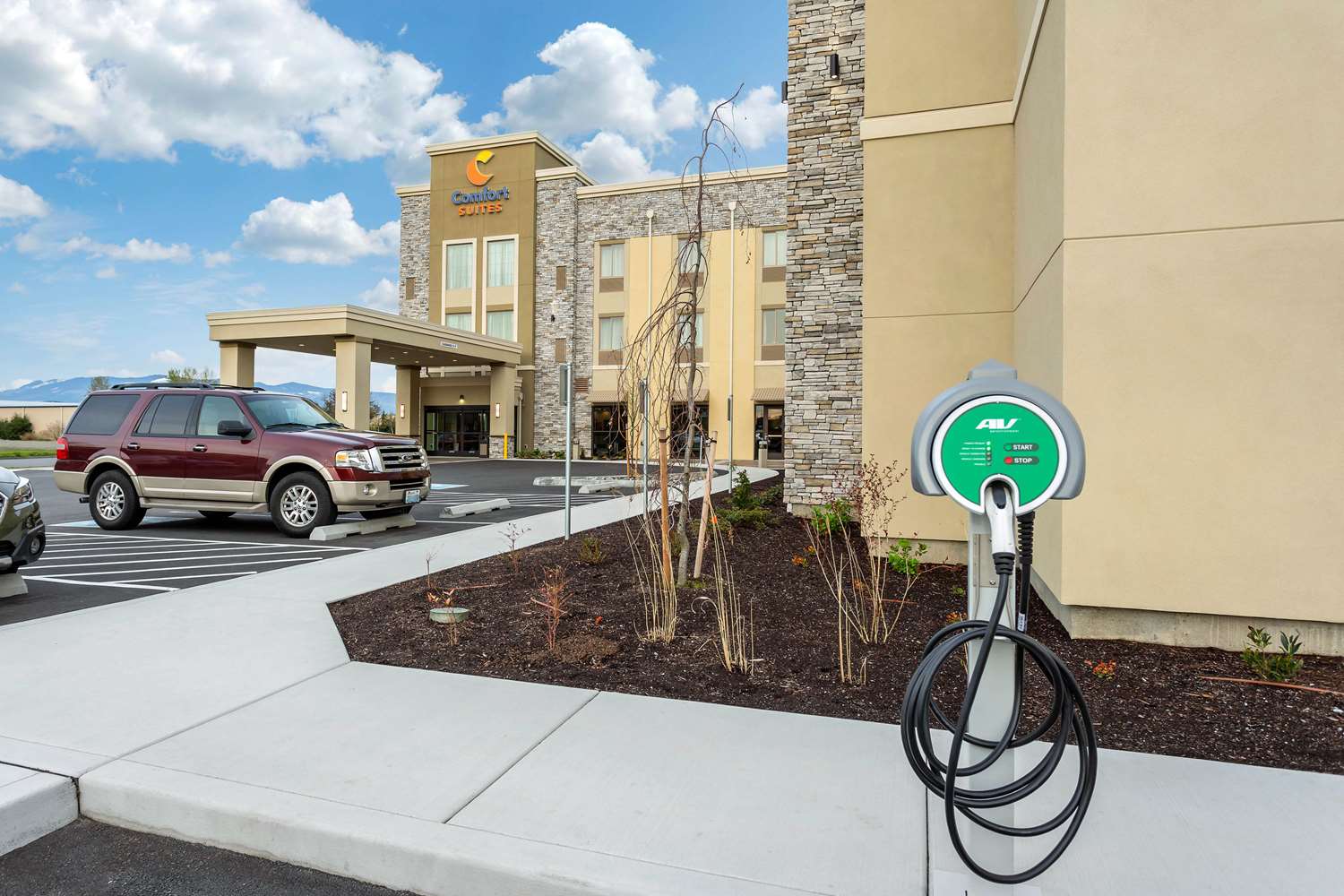 Фото Comfort Suites Burlington near I-5