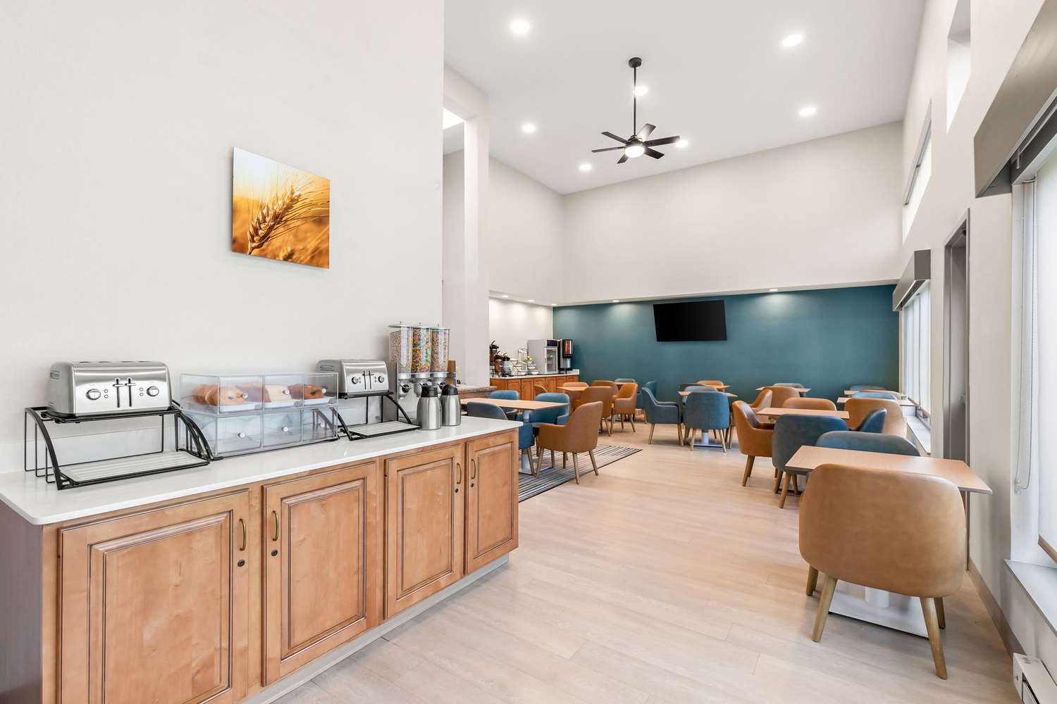 Фото Comfort Inn Pocono Lakes Region