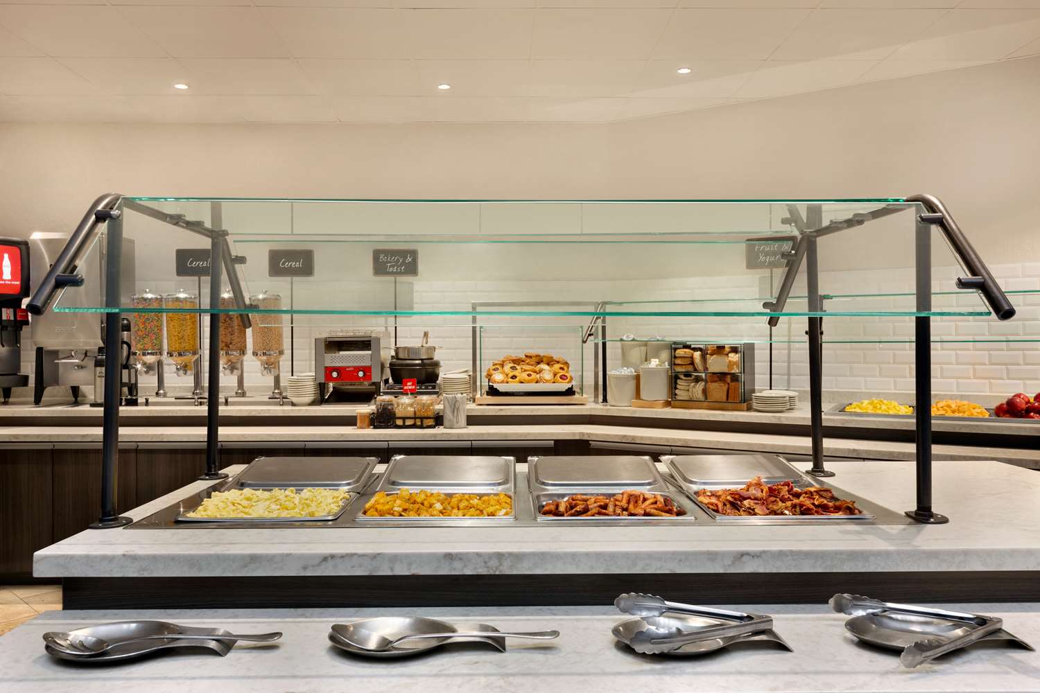 Фото Embassy Suites by Hilton Dallas Dfw Airport South