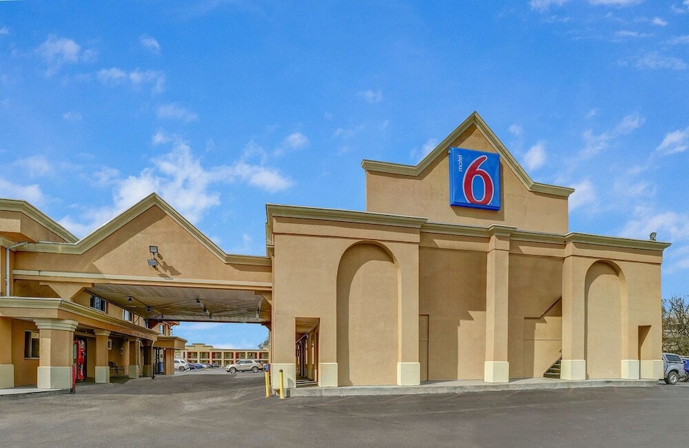 Фото Motel 6 Lester, Pa - Philadelphia Airport