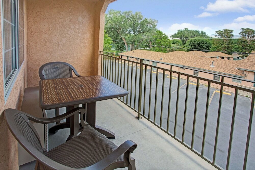 Фото Travelodge by Wyndham Bishop