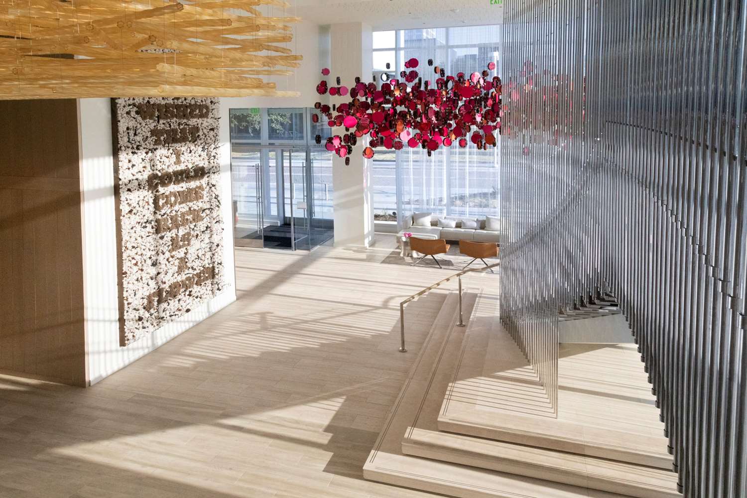 Фото Hall Arts Hotel Dallas, Curio Collection by Hilton